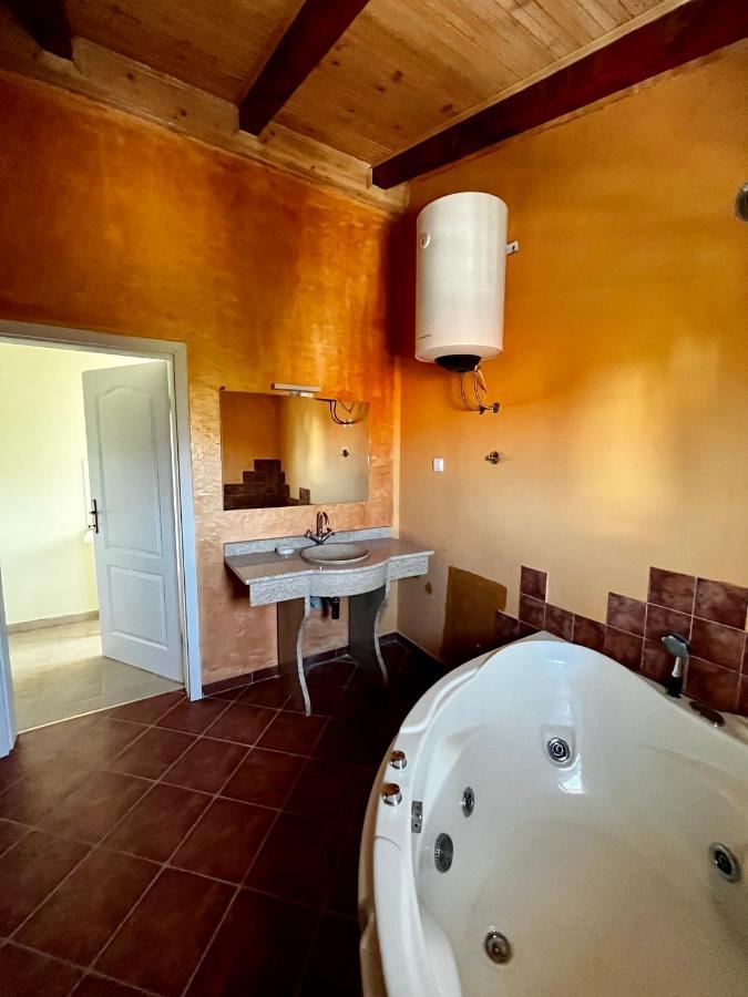 Villa Bojana อัตเจฮะห์ ภายนอก รูปภาพ